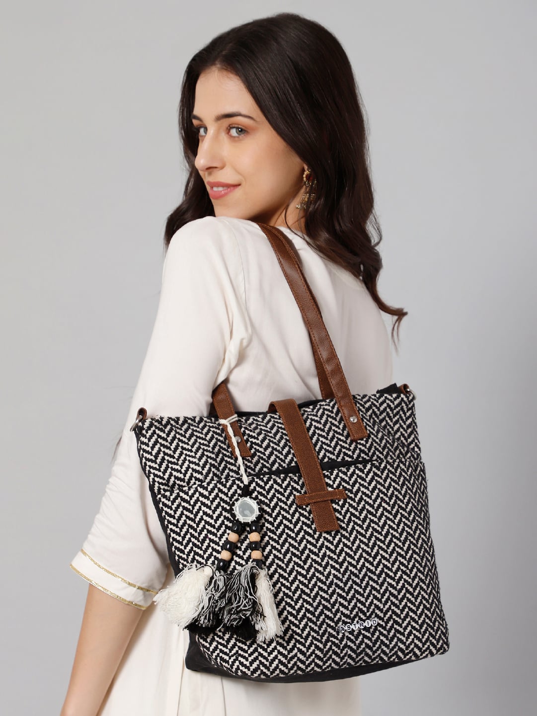 Γυναικεία Τσάντα Ώμου με Ζιγκ-Ζαγκ ASTD0391 - Image 6